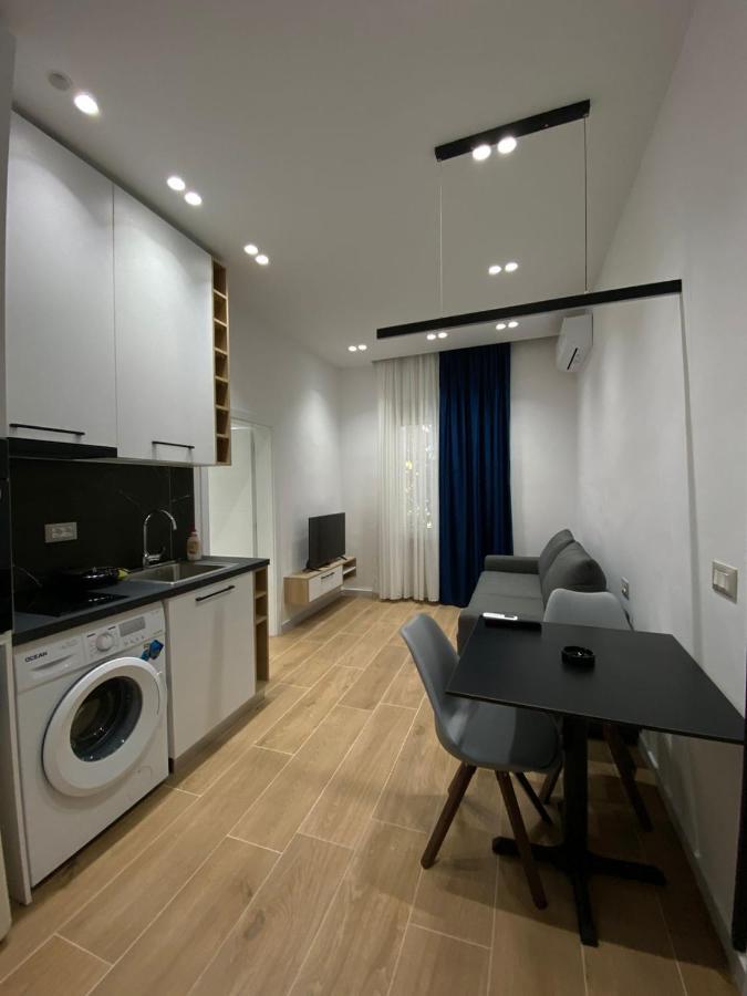 Apartament In Blloku In Front Of Taiwan 地拉那 外观 照片