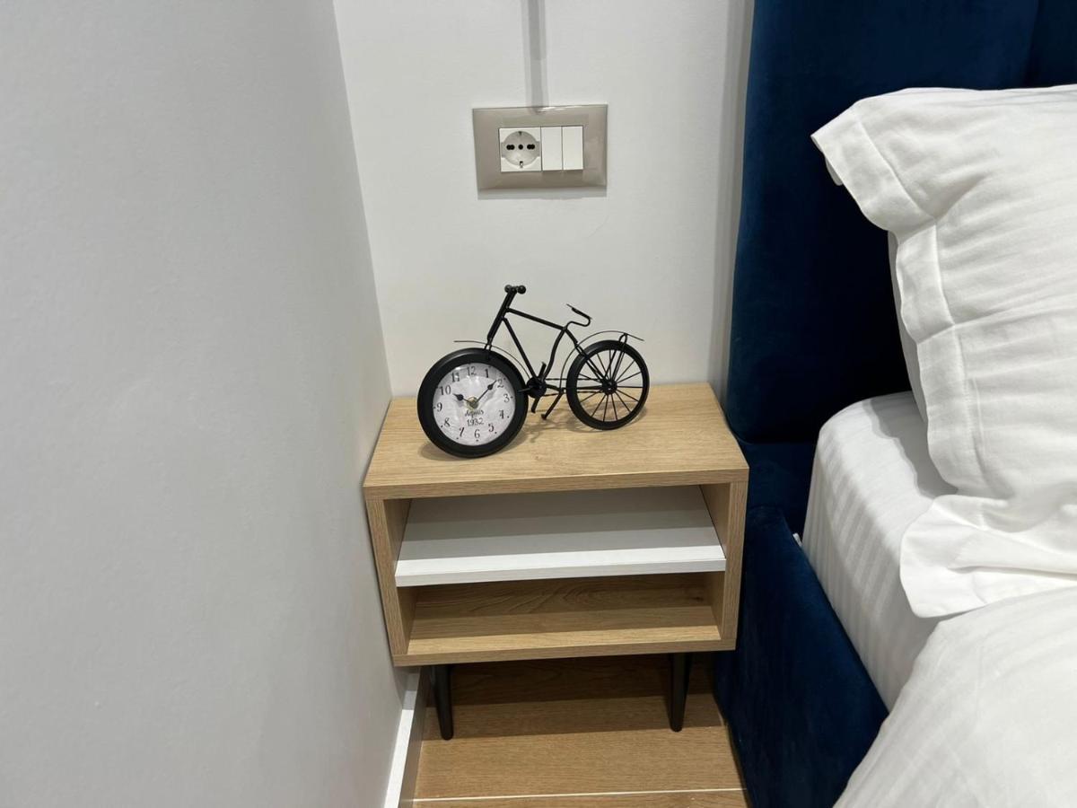 Apartament In Blloku In Front Of Taiwan 地拉那 外观 照片