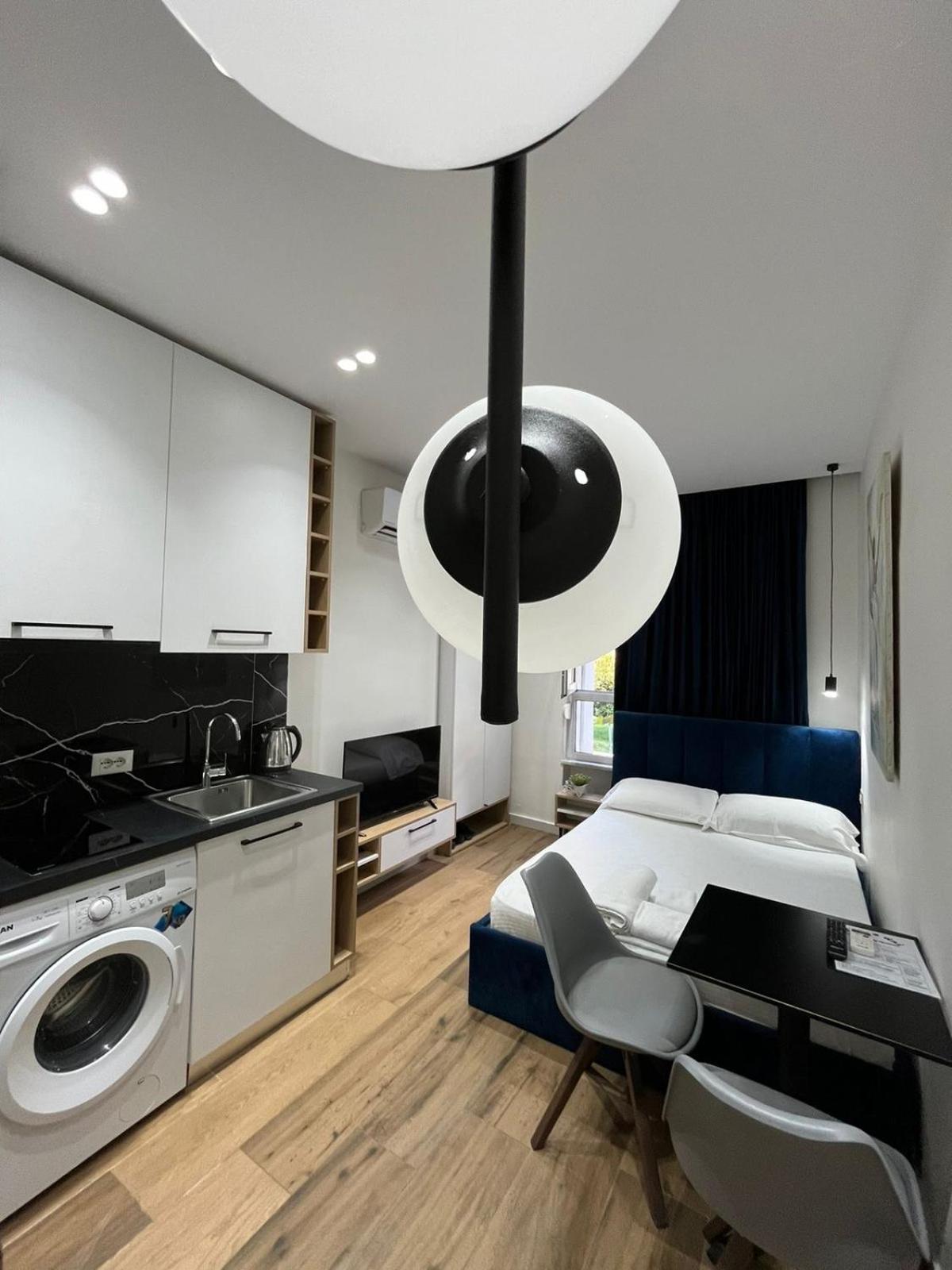 Apartament In Blloku In Front Of Taiwan 地拉那 外观 照片