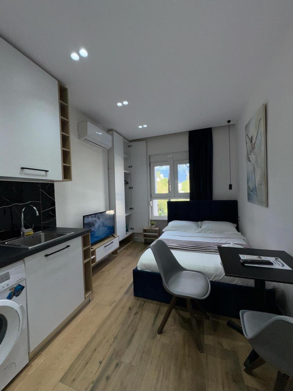 Apartament In Blloku In Front Of Taiwan 地拉那 外观 照片