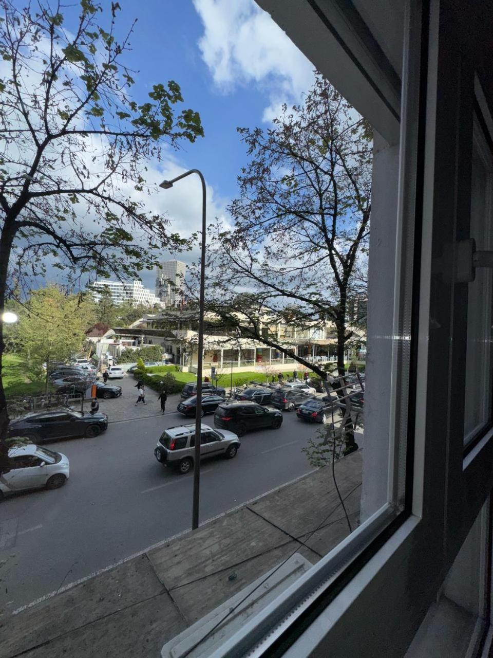 Apartament In Blloku In Front Of Taiwan 地拉那 外观 照片