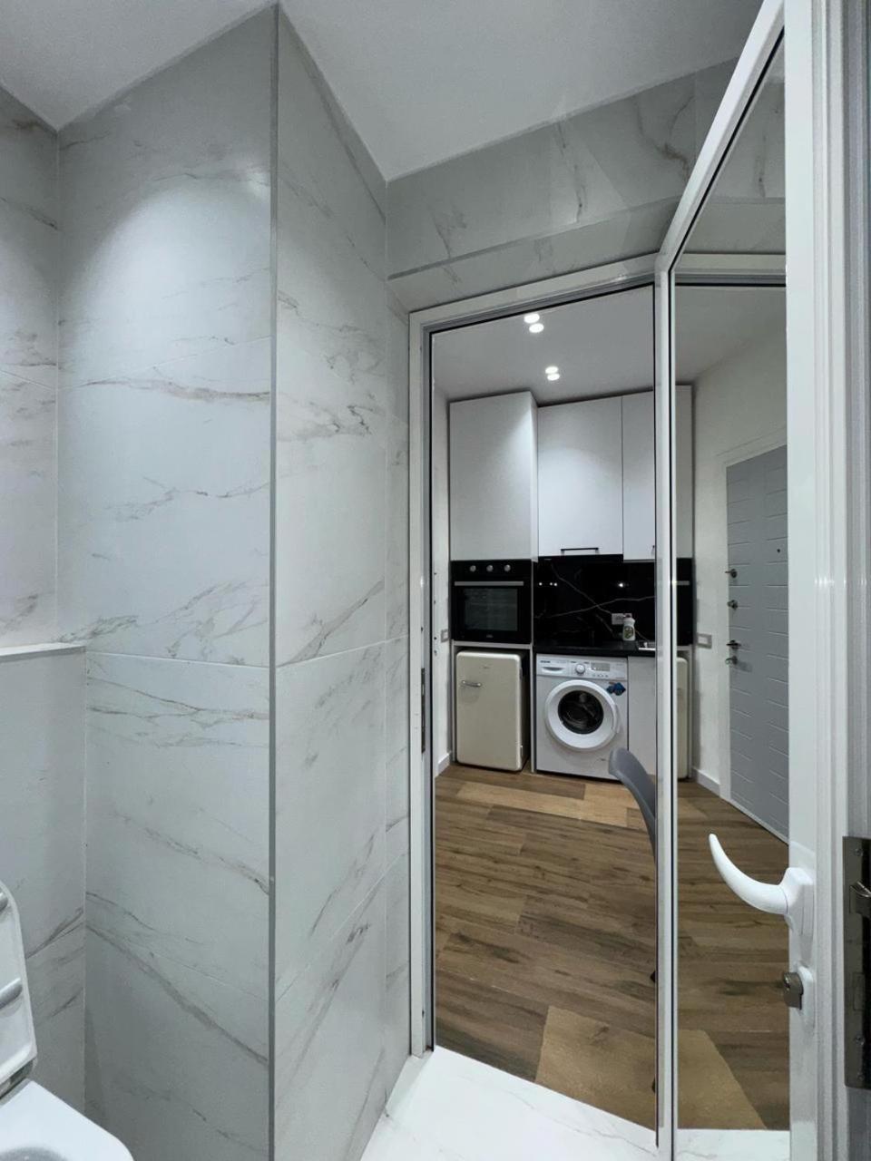 Apartament In Blloku In Front Of Taiwan 地拉那 外观 照片